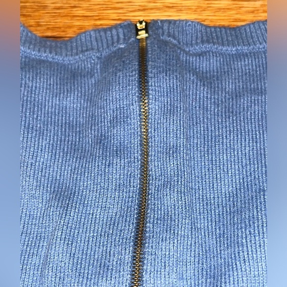 Gap cashmere blend sweater blue medium fall winter holidays back zip preppy - Picture 8 of 9
